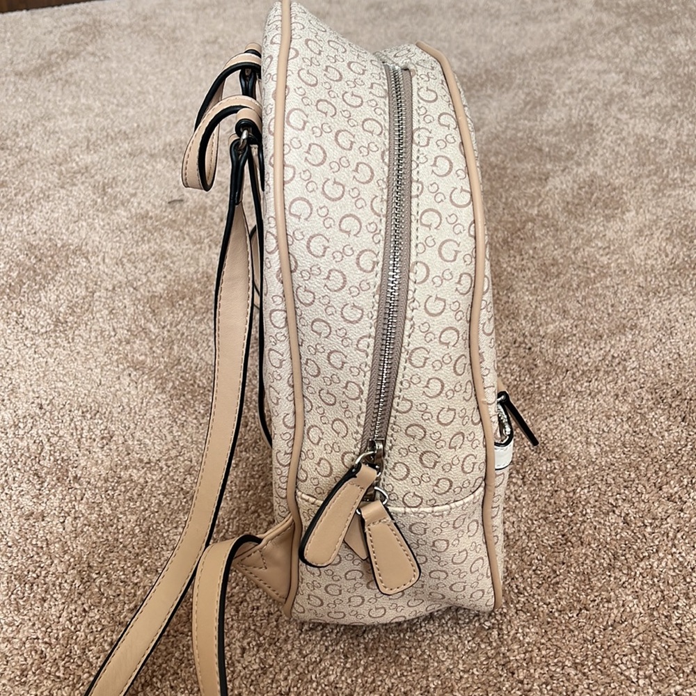 Guess Mini Backpack - Picture 2 of 5